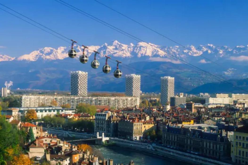 Appartement Atypique Au Coeur Des Alpes Barraux Exterior foto